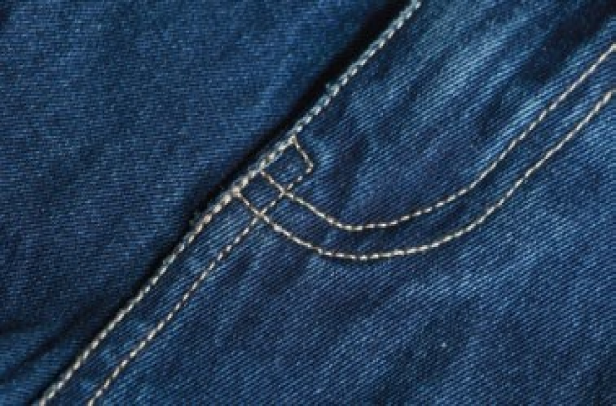 富怡自動(dòng)門襟機(jī)